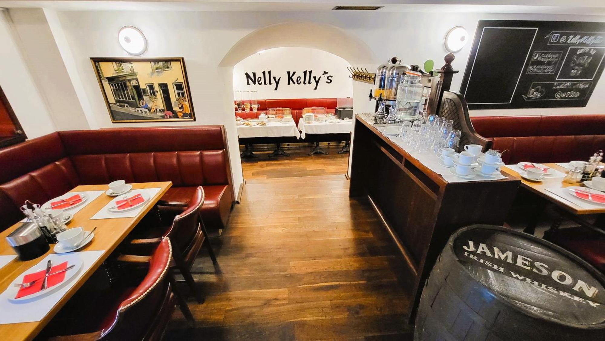 Hotel Nelly Kellys Trutnov Zewnętrze zdjęcie
